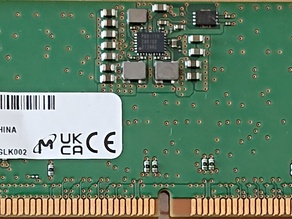 DDR5 interposer on U-DIMM