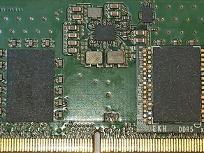 DDR5 interposer on SO-DIMM